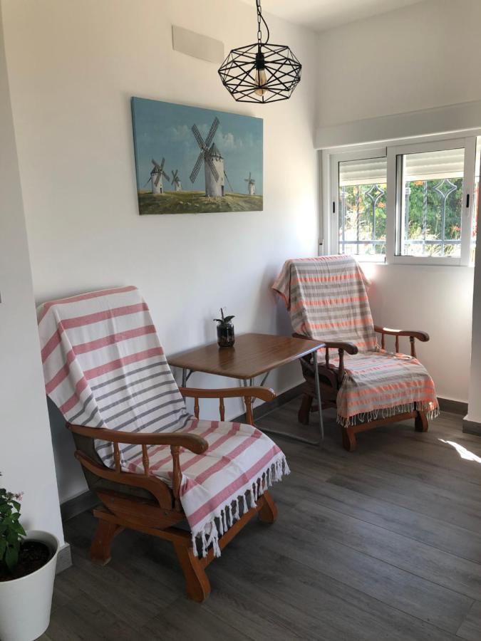Villa Remedios -rooms in private house- Picasent Exterior foto